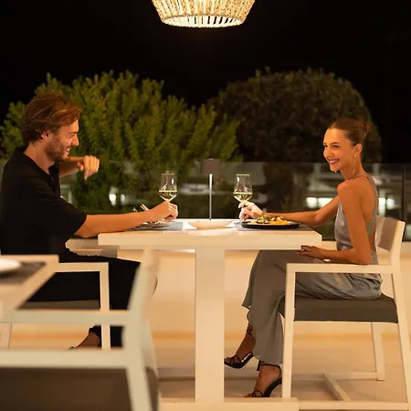 Votsalo - Semi Based With Indoor Garden - Part Of White Dunes Luxury Boutique Naousa (Paros)