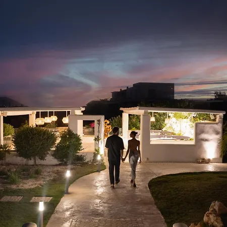 Votsalo - Semi Based With Indoor Garden - Part Of White Dunes Luxury Boutique Bed & Breakfast *